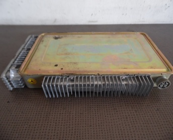 CALCULATEUR D-JETRONIC 0280002007 MERCEDES 350 W116 / W107