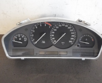 COMBINE D'INSTRUMENTS BMW 850i E31