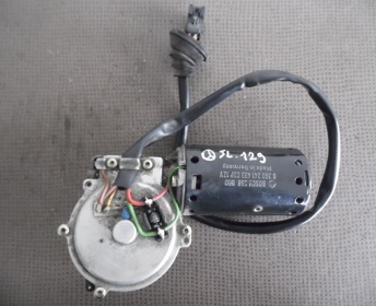 MOTEUR ESSUIE-GLACE A1298208142 / 0390241433 MERCEDES SL R129