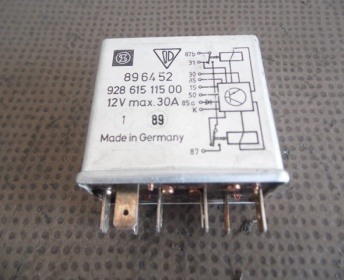 RELAIS DEGIVRAGE 92861511500 PORSCHE 928