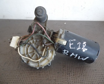 MOTEUR ESSUIE-GLACE 1395105324 / 61611367808 BMW E12