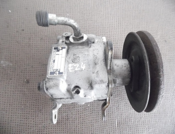 POMPE DIRECTION ASSISTEE 32411127636 BMW 635 CSI E24