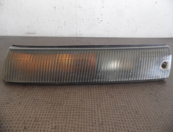 CLIGNOTANT AVANT GAUCHE 21061311 MAZDA 323 BG MK4