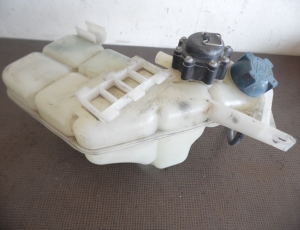 VASE EXPANSION 99610604756 PORSCHE 996 3,4