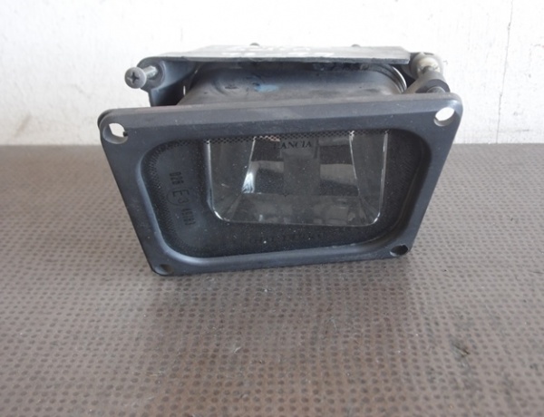 ANTIBROUILLARD AVANT GAUCHE 82486113 LANCIA DELTA II HF / HPE