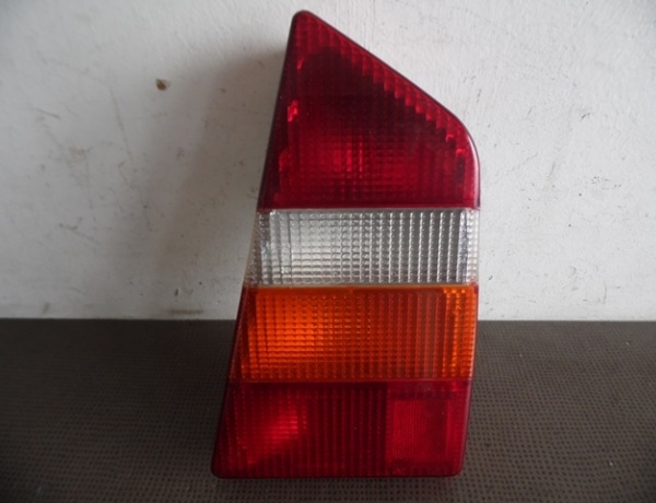 CABOCHON FEU ARRIERE DROIT CITRO&Euml;N CX