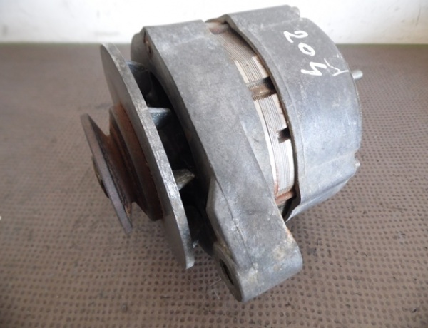 ALTERNATEUR PEUGEOT 204
